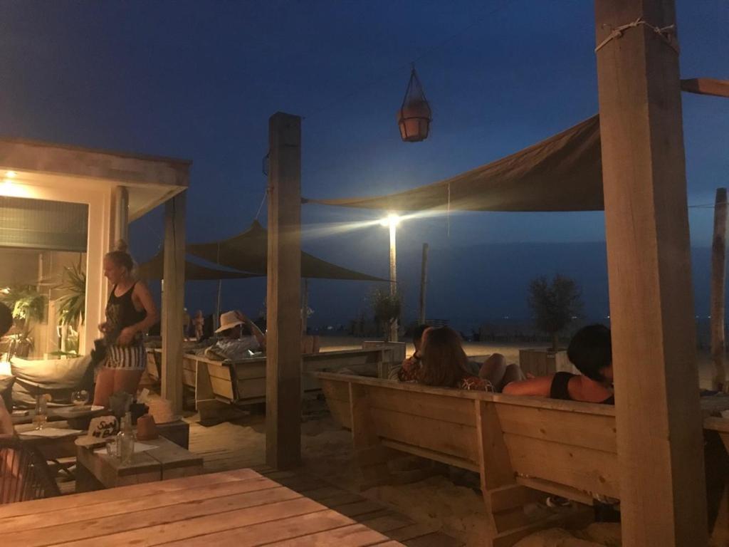 Zoute Zeelucht Acomodação com café da manhã Katwijk aan Zee Exterior foto